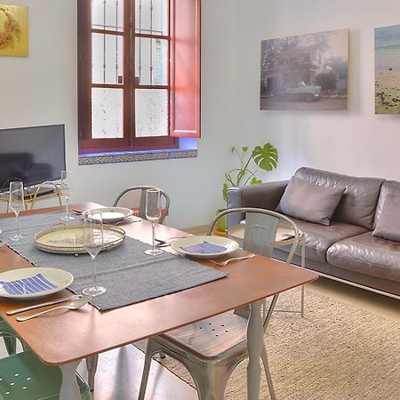 סביליה Apartamento Torre De La Plata מראה חיצוני תמונה