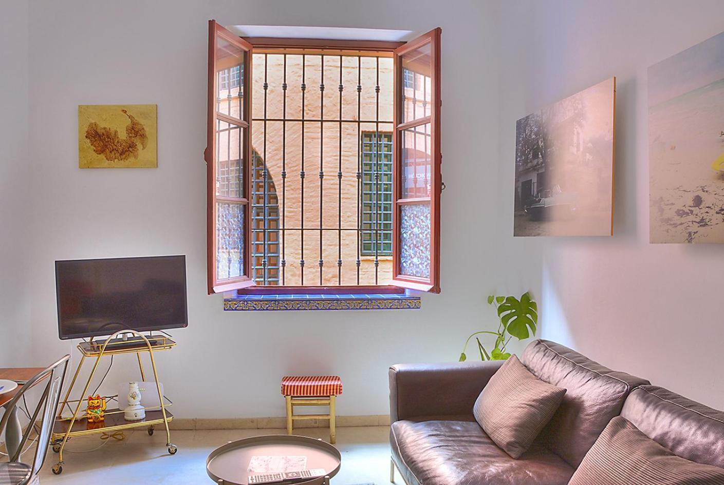 סביליה Apartamento Torre De La Plata מראה חיצוני תמונה