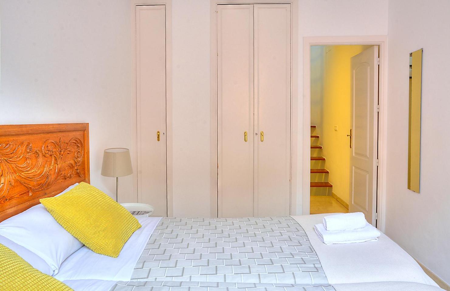 סביליה Apartamento Torre De La Plata מראה חיצוני תמונה