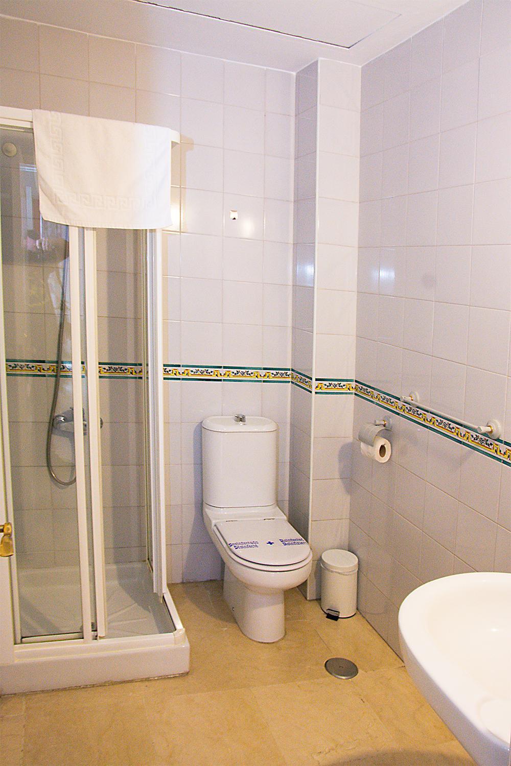 סביליה Apartamento Torre De La Plata מראה חיצוני תמונה